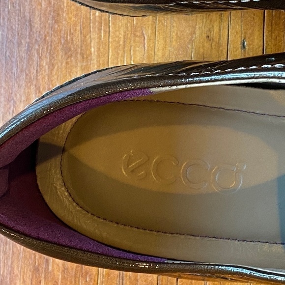 Ecco Spin Brown Patent Leather Sneakers - Picture 10 of 13